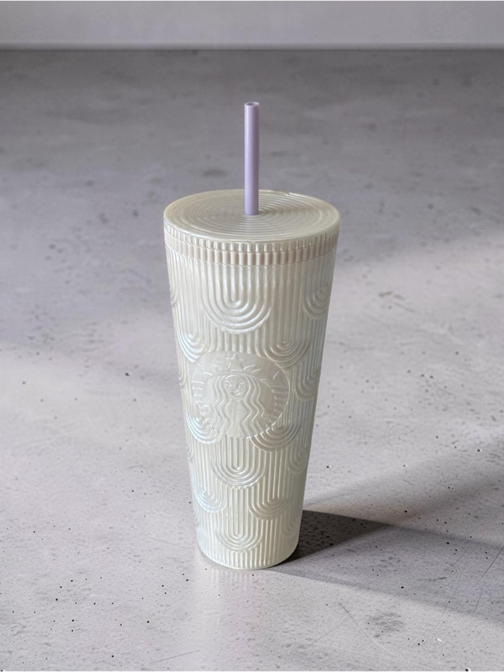 Starbucks 2023 Pearl Mermaid Scale Tumbler with Straw